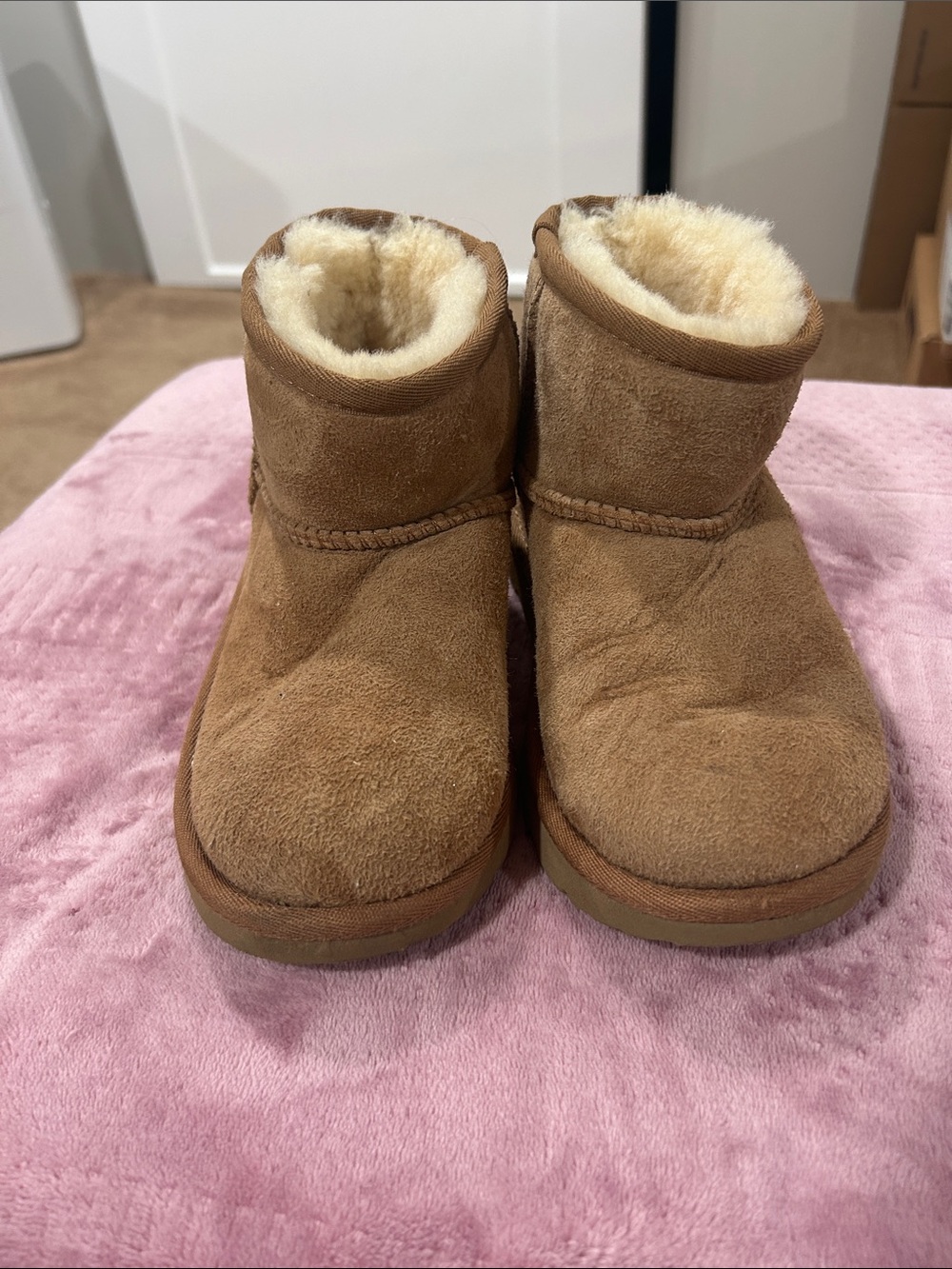 UGG Kids Classic Mini Boot in Chestnut Brown